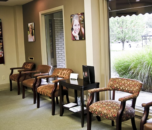 The University Avenue dental office waiting room